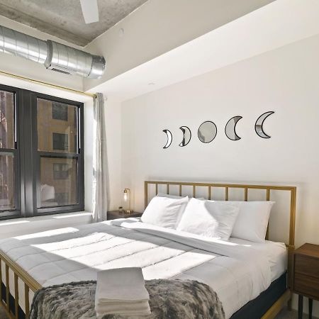 Clover Luxury High-Rise Downtown 사우스벤드 외부 사진